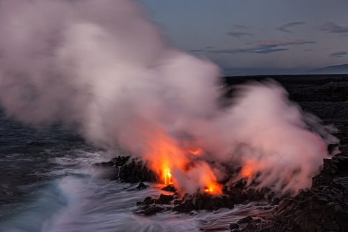 nubbsgalore:  kilauea, one of the most active volcanoes on earth, has erupted continuously from its pu’u o’o vent since 1983, moving across hawaii’s big island into the ocean.  for the last four months, lava has been slowly oozing toward the pahoa