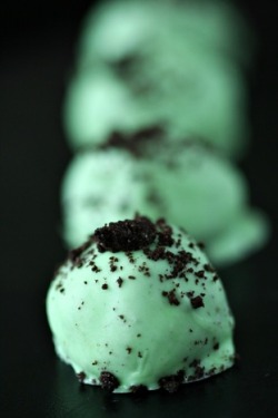 chocolatefoood:  steelcandy:  mint oreo