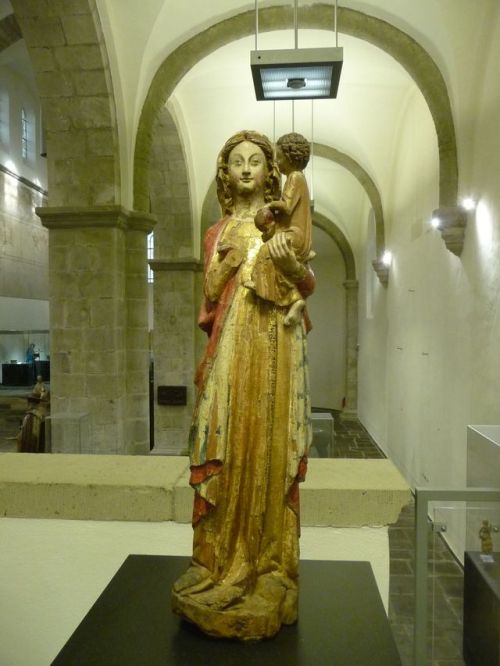 Ollesheim madonna,* Köln, c. 1260-1270* beech, polychrome* Schnütgen MuseumCologne, November 2017