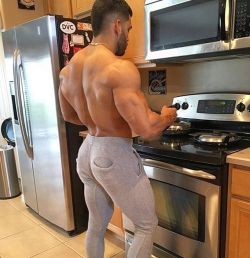 hotstudsdaily:Gerardo Gabriel (x)