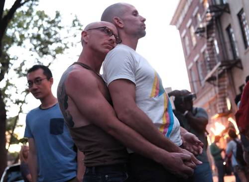 micdotcom:  Photos and video show the vigils for Orlando all over the world Following Sunday’s attack on Pulse, a gay nightclub in Orlando, Florida, the global LGBT community held vigils to commemorate and honor the at least 50 dead and 53 injured.