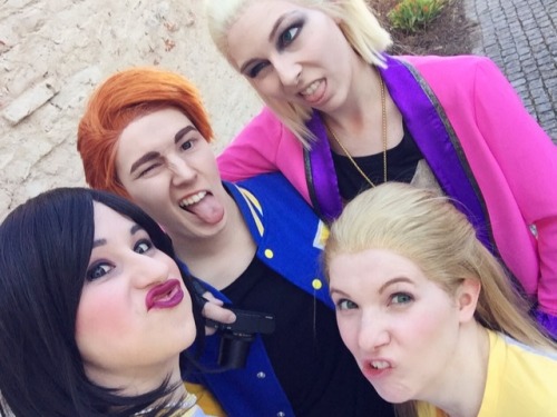 More Animuc selfies! Saturday was super fun cause we had a little Riverdale squad and we even found 