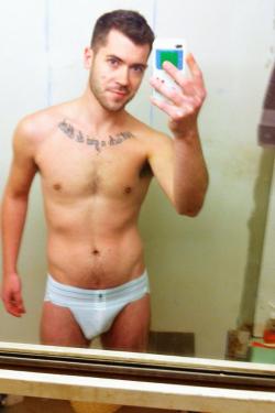 guyswithiphones-nude:  Guys with iPhones http://ift.tt/1bHkUpB