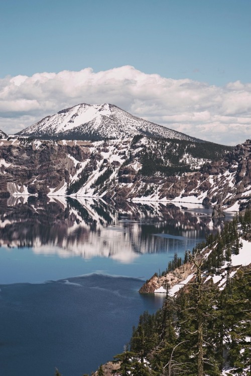 lvndscpe:Crater Lake, Oregon | by Isaiah Winters