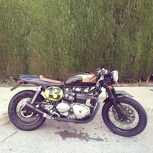 Triumph Cafe Racer