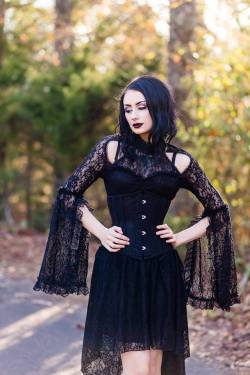 Gothicandamazing:  Model: Theblackmetalbarbiephoto: Through My Lens By Nicole, Llcdress: