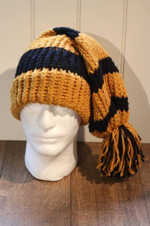 FOR SALEHand knitted Harry Potter House hats. Made from 100% acrylic high quality wool that is 