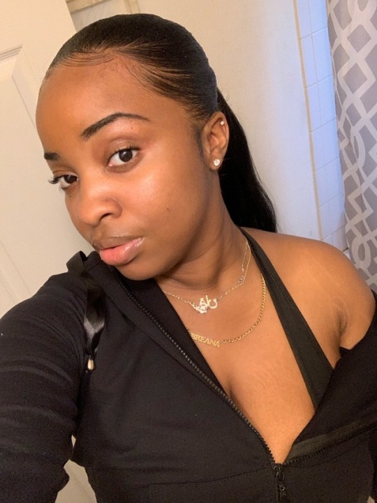 msixela:  Skin routine no routine 