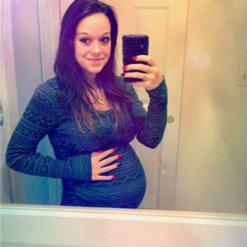 jennyispreggo:  Me today   jennyispreggo (http://jennyispreggo.tumblr.com/) - 32 Weeks Pregnant 