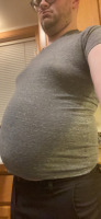 agutfull:otter2piggy:Fuck I’m so full, my skin is so tight, if I sit down I may pop or be stuck 😂😂😂😂 but if I get stuck,… guess i scant stop if someone funnel fed me 🐷🐷🐷🐷Those pants look like they’re about to POP open 😋!