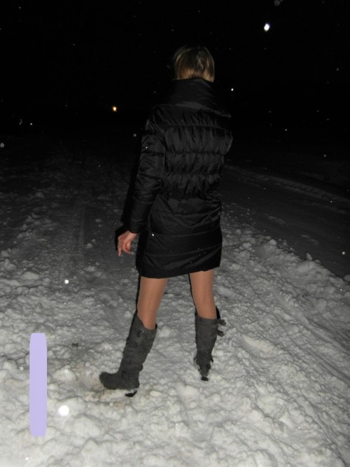 My wife mini skirt in the snow 