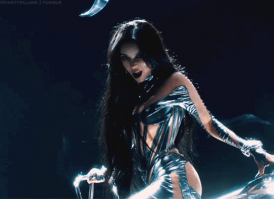 easy. — SOYEON // 'super lady' mv ☆