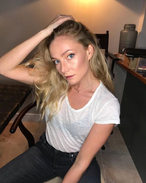 Clara Paget