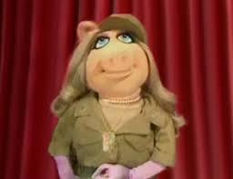 corporalcaptainnincompact:Good things happen when you google M*A*S*H muppets. Miss Piggy always remi
