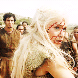 queenaryanne-blog:  Daenerys Targaryen season 1 
