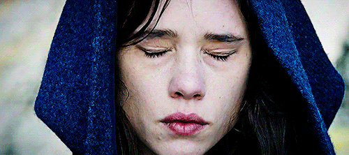 tasharumanoff:Àstrid Bergès-Frisbey as Guinevere [x]