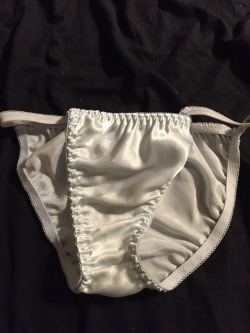 alross72:  Panties satin!💝💝