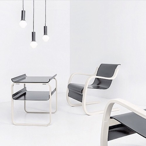 meandmybentley:  Alvar Aalto Chair 42 and Table 915, alongside Tapio Wirkkala Pendant Light. #meandmybentley 