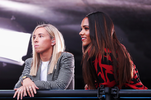 gwnts: Presenters Jordan Nobbs and Alex Scott watch on during the match between England and Argentin