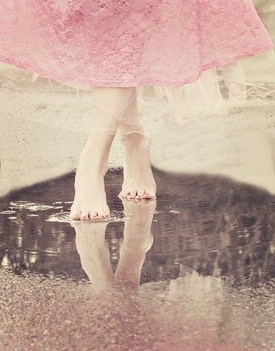 sugarkane444:  Barefoot in the rain