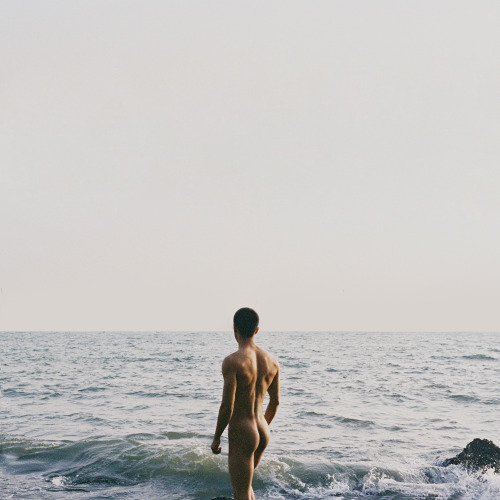ohthentic:  hotmenhotwater:  ousync:  https://www.flickr.com/photos/97598224@N05/13592174225/in/faves-harryblack/  .  ohthentic 