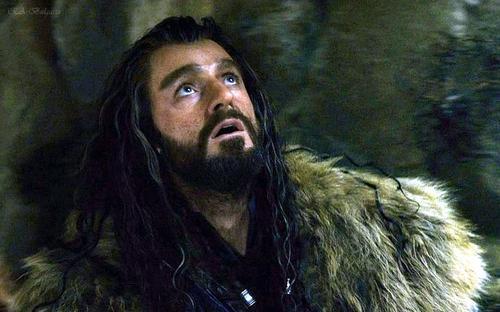 tinysofia:Imagine doing everything to catch Thorin under a mistletoeImagine Thorin being totally obl