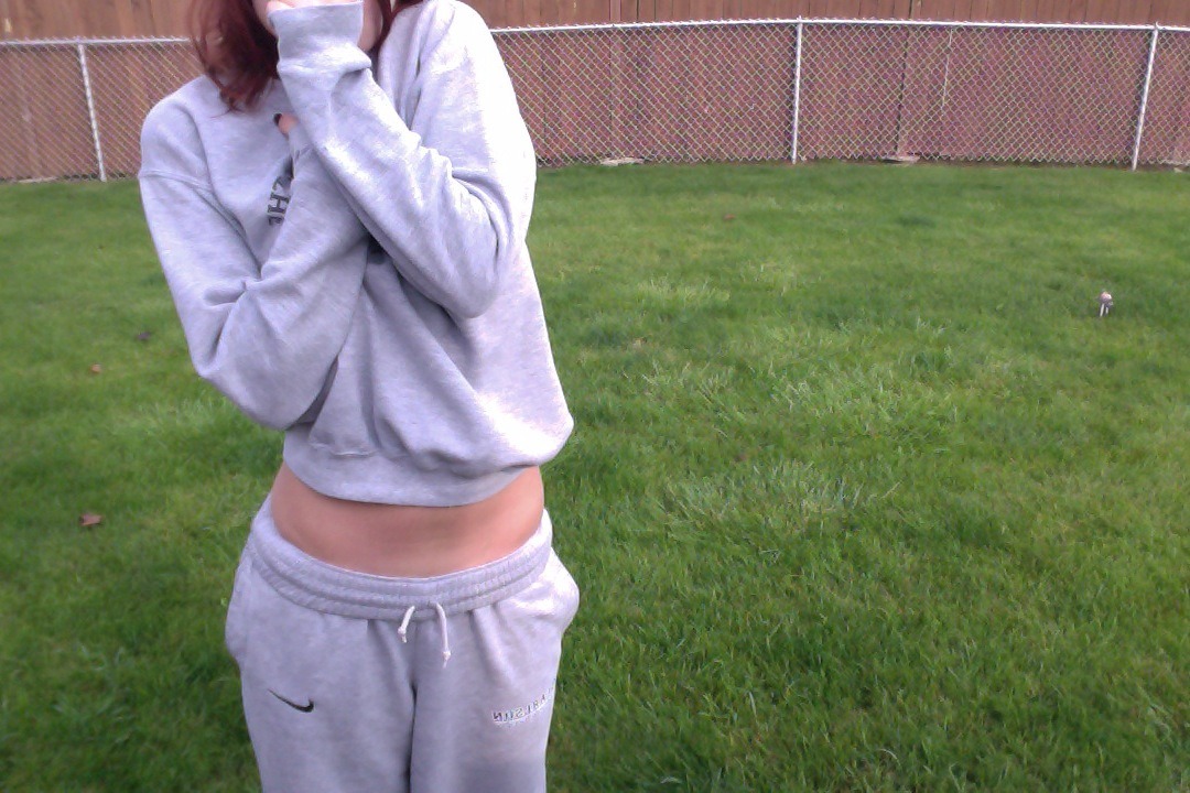iamawinrar:  cheeks4weekss:  Outdoor morning photo shoots ‘cause whhhyy not  fuck,