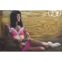 jennythompson:  #Tbt to when I modeled this beautiful pink top for @queen_of_diamondscc  She makes beautiful bras for any occasion. Whether you’re dancing at an event or just wanna look sexy for your man/woman. I’ll be modeling again for her very