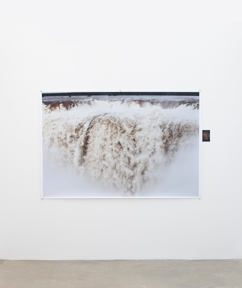 unabide:  Wolfgang Tillmans Iguazu, 2011 