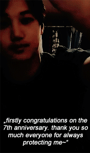 kaibility:jongin picking his outfits wih EXO-L’s for his trip.→ 190408, zkdlin IG live [trans 1, 2, 