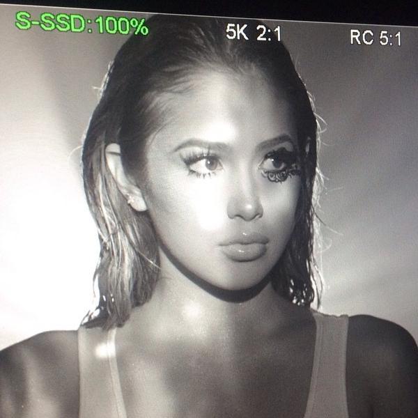jasminev-news:  November 20th: Jasmine on the set of “I Love Your Crazy” music