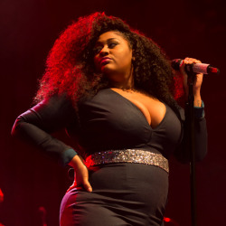 therealbigsketch:  wtfyouneed:  jazz208:  knowledgeshawty:  because i want jazmine sullivan on my blog .  Y'all don’t understand the love I have for this woman  She’s gorgeous  I didn’t know she looked so good 