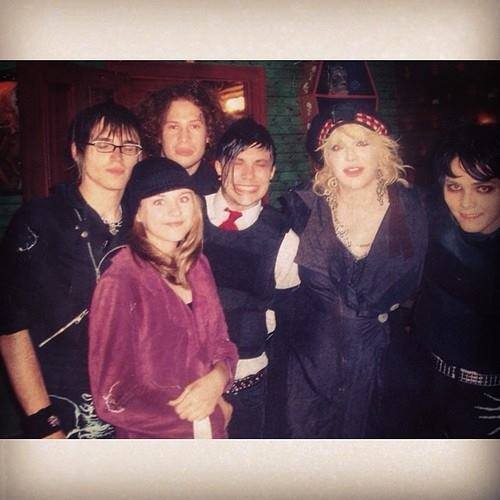 letitbleed2014:  Courtney Love and Frances Bean with My Chemical Romance, 2005