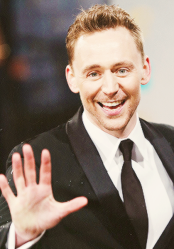 worthfightfor:Tom Hiddleston at EE British Academy Film Awards