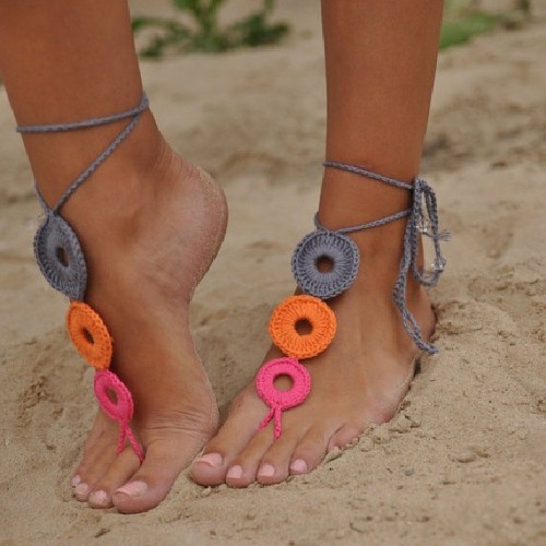 ifeetfetish: #arabfeet #cutefeet #toes #cutetoes #footfetish #footfetishnation #footporn #femalefee