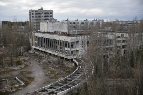 whattheendoftheworldlookedlike - Pripyat, Ukraine, 2016.