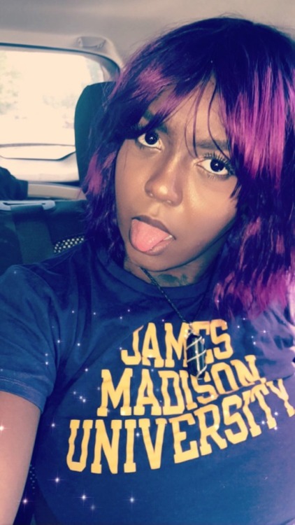 insecure-beautyy: theteddybearsamurai: insecure-beautyy: keepinitrell: insecure-beautyy: Dab of Lean