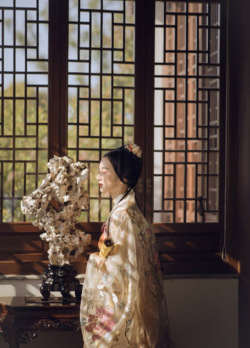 hanfugallery: Chinese hanfu by 扶卮- ​​​​