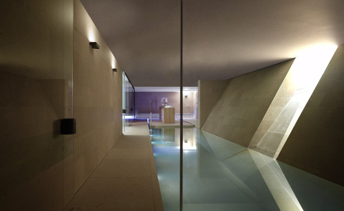 {H&H fave London-based Claudio SIlvestrin designed this beautiful minimalist home, using his fav
