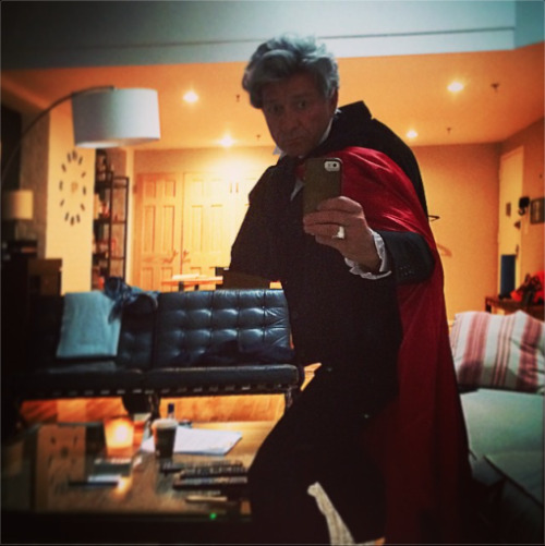 tracileemarie: Sean Pertwee dressed up as his father Jon Pertwee for Halloween.  (picture via S