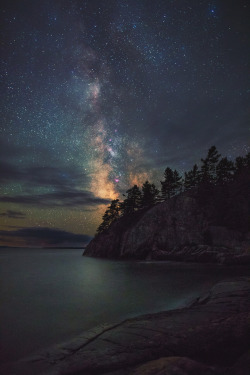 mstrkrftz:    Lake Superior Starlight | Joel