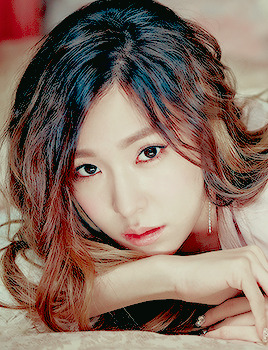kimtae-yeons:   Tiffany for BEAUTY+  