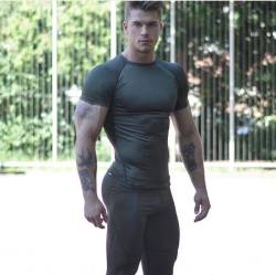 fitmen1:Kaz Van der Waard