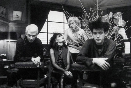 pwzwinger:One awesome Siouxsie and The Banshees porn pictures