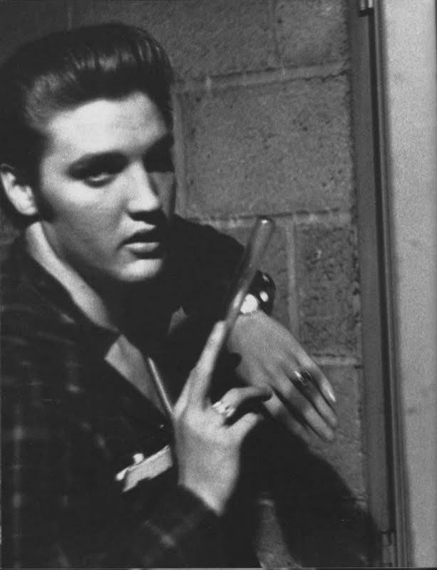 elvis-pink-cadillac:  Elvis Aron Presley