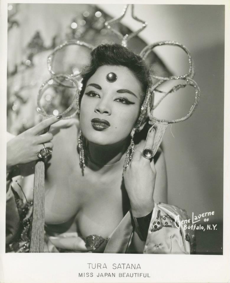 istitutofemminile:Tura Satana https://painted-face.com/