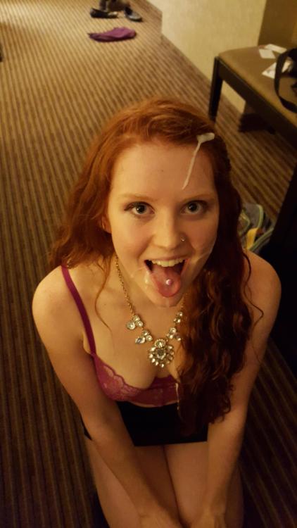 spermychicks:foreheadcum:There’s crazy in those eyesLike cum on stomachs? My other blog has you cove