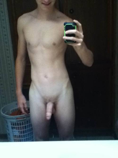 gaysnapchat:  More Pictures