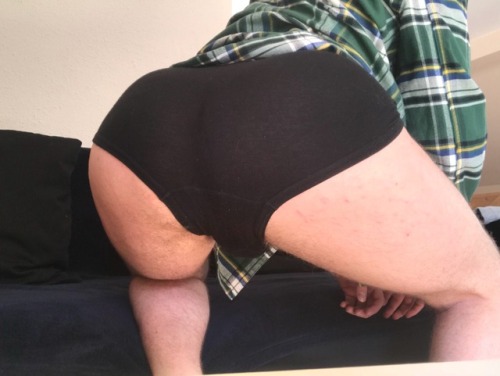 992072:follow me and comment down below if you want me to post more pics!