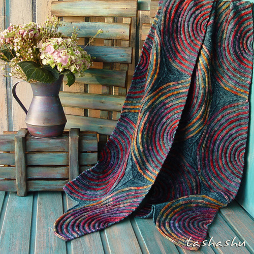 Check out this beautiful scarf called “Aurora Borealis” by Svetlana Gordon!  Pick it up on Ravelry! 